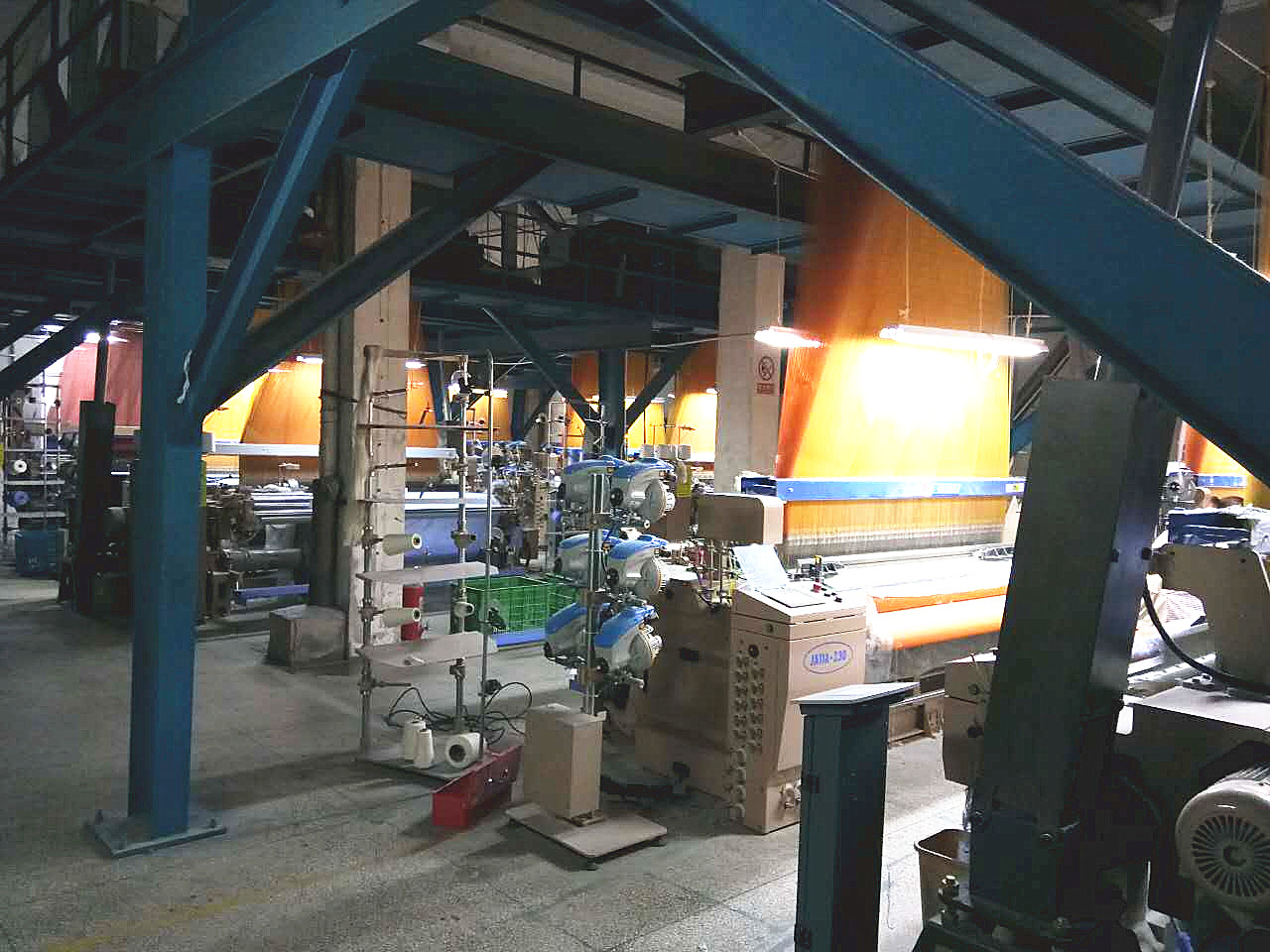 佳宏紡織-大提花車間 佳宏紡織-大提花車間